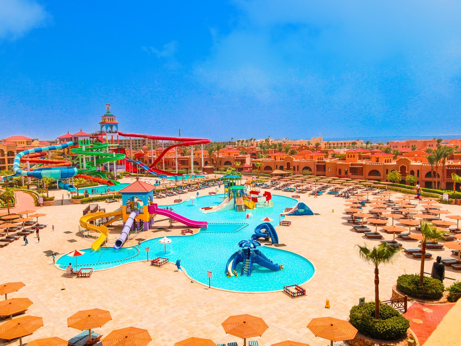 Charmillion Gardens Aqua Park — image 2