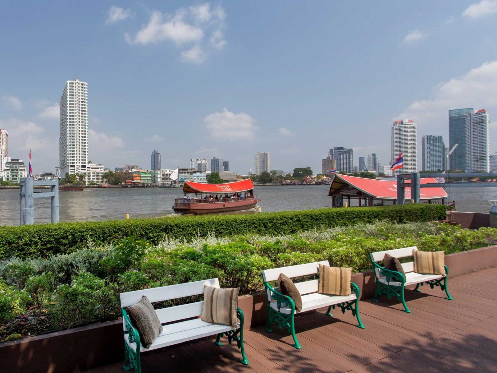 Ramada Plaza by Wyndham Bangkok Menam Riverside — image 3