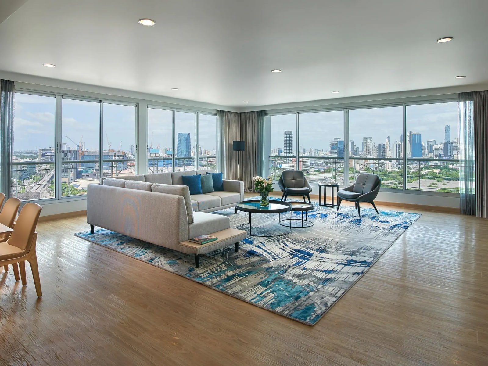 Shama Lakeview Asoke Bangkok — image 3