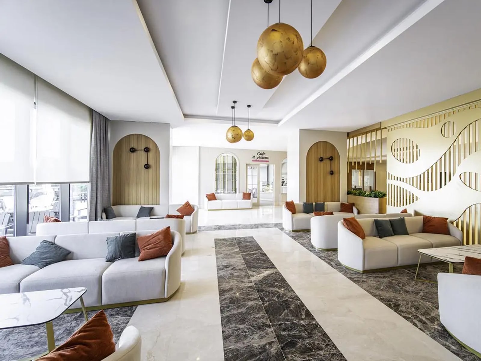 Side Moon Palace Hotel — image 5
