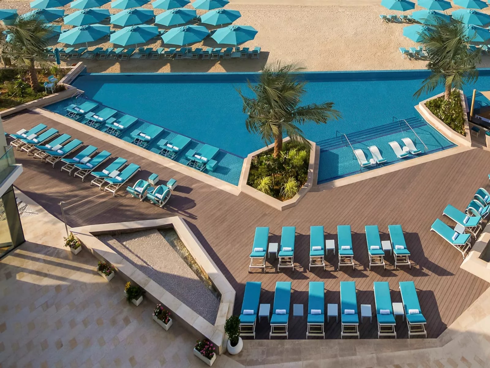The Retreat Palm Dubai MGallery by Sofitel — image 2